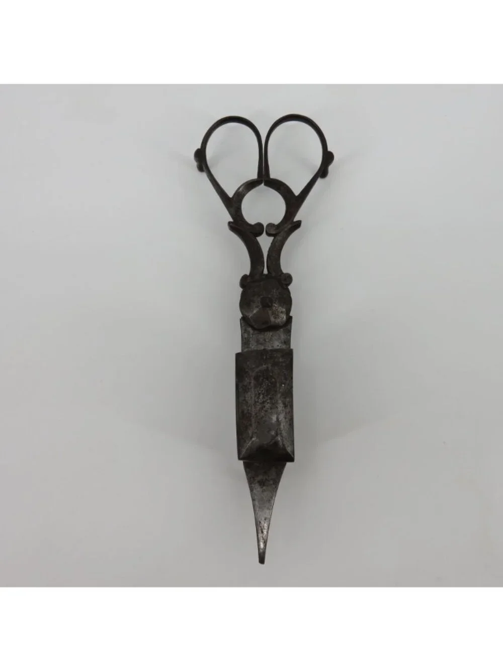 N/A antique metal